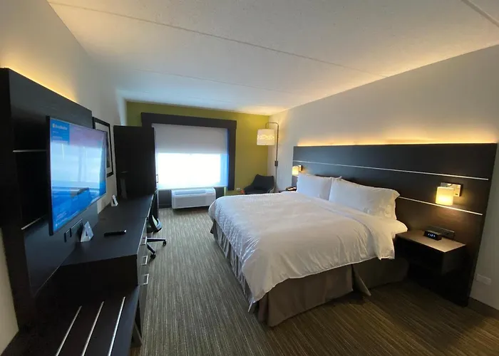 Express & - By Ihg 4*