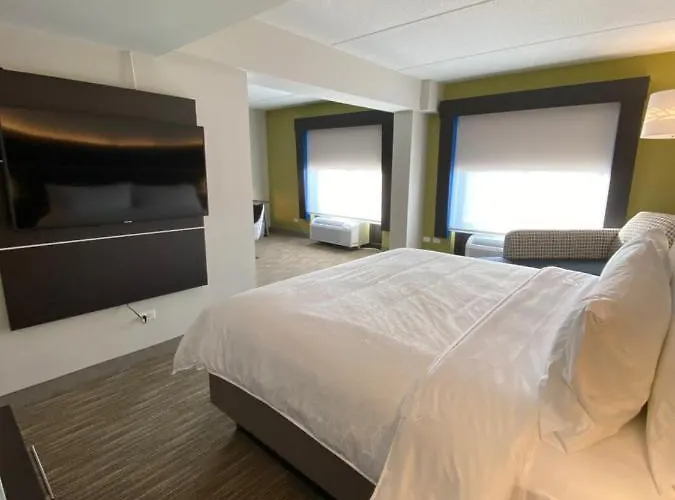 Hotel Express & - By Ihg
