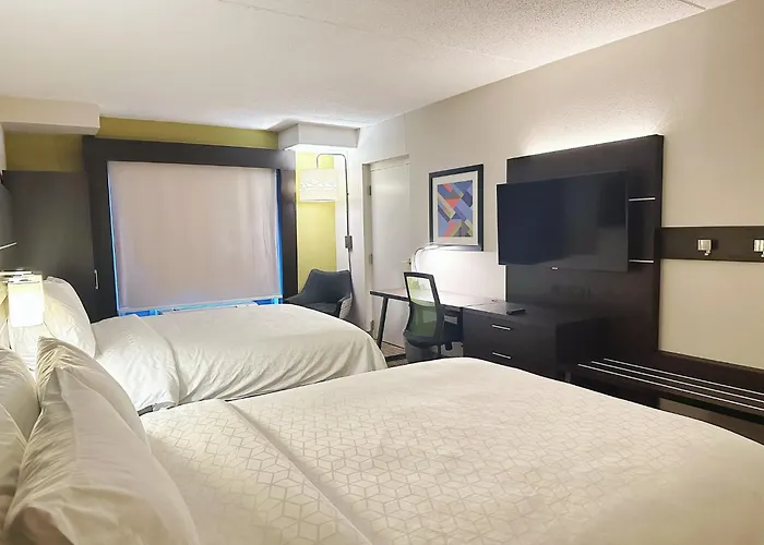 Express & - By Ihg Hotel