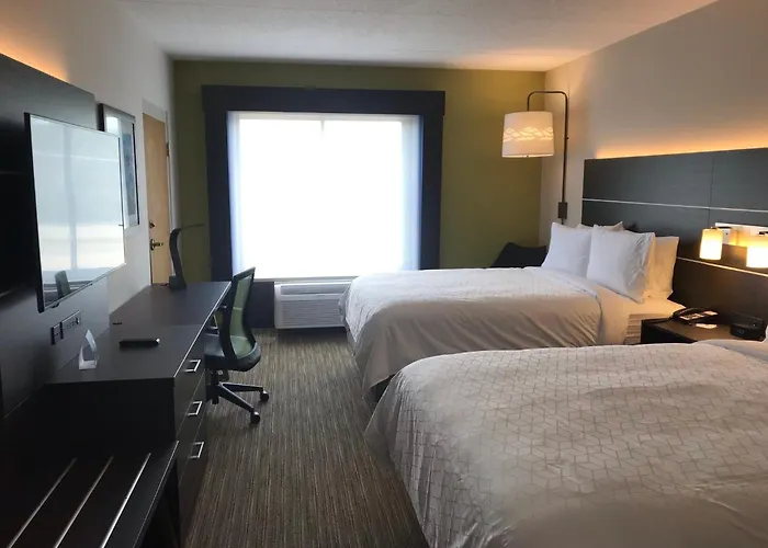 Express & - By Ihg 4*