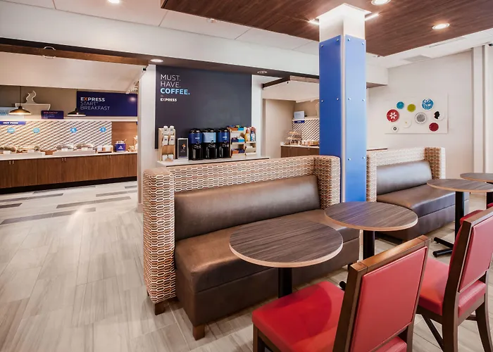 Отель Express & - By Ihg Проспект Хайтс