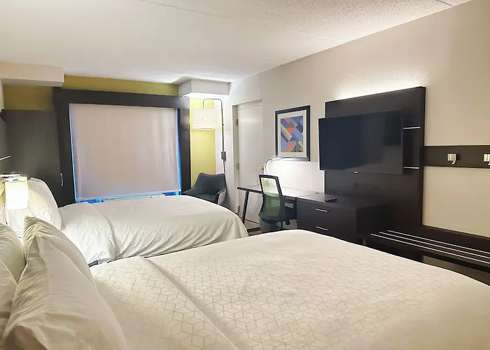 Express & - By Ihg 4*