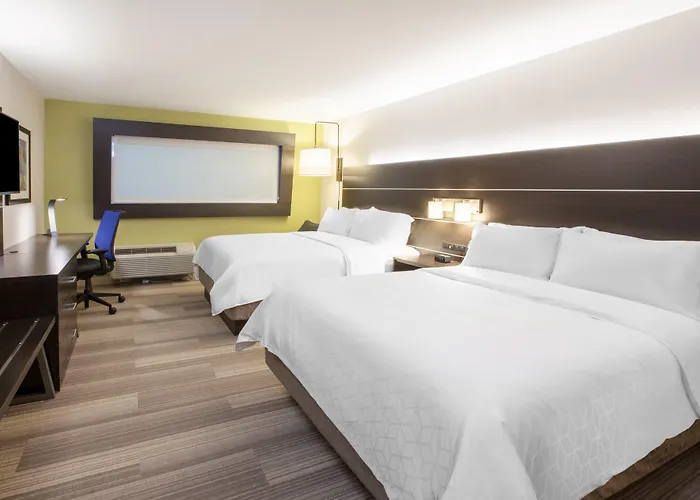 Hotel Express & - By Ihg Prospect Heights