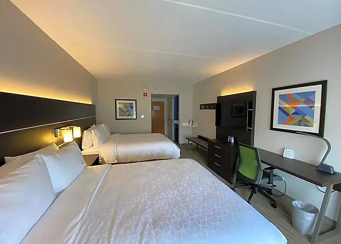 Hotel Express & - By Ihg