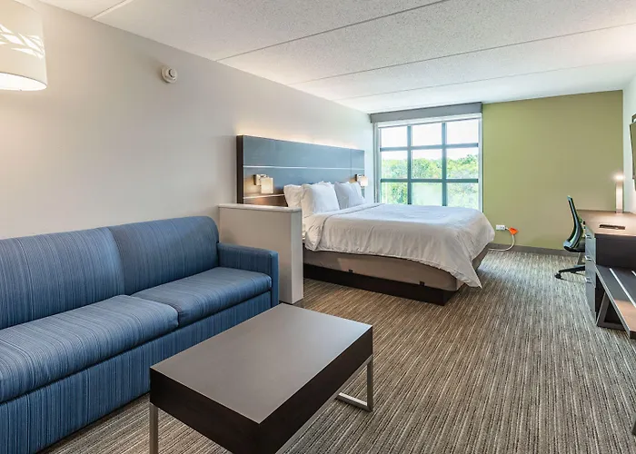 Express & - By Ihg 4*